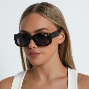 QUAY YADA YADA sunglasses